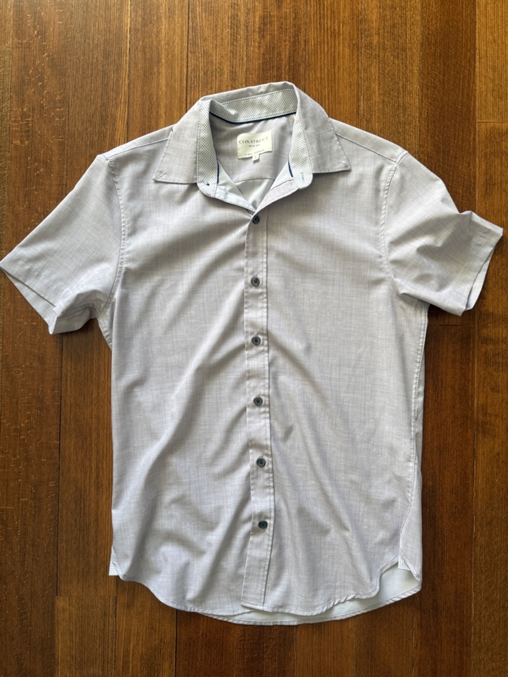 Construct Slim 4-Way Stretch Performance Chambray ButtonDown short sleeve Shirt